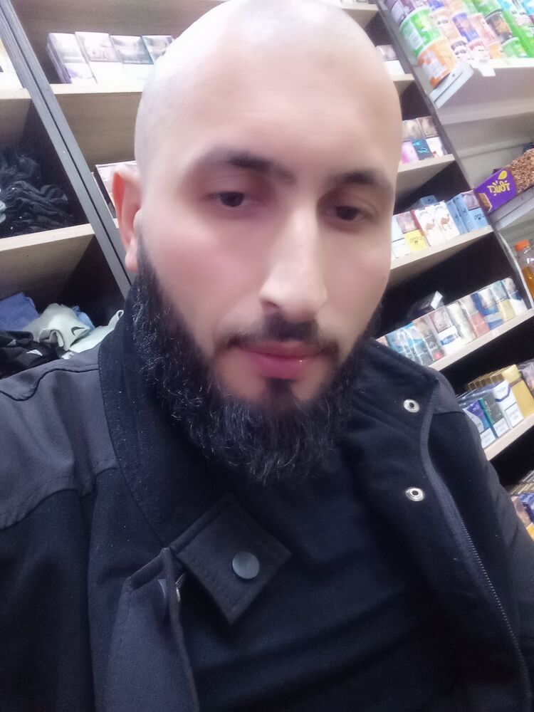  52329521  , 33 ,    