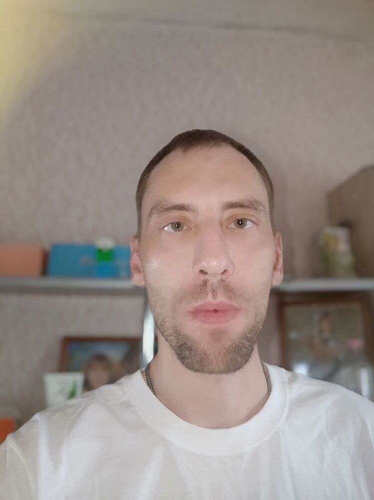  23396121  , 42 ,    