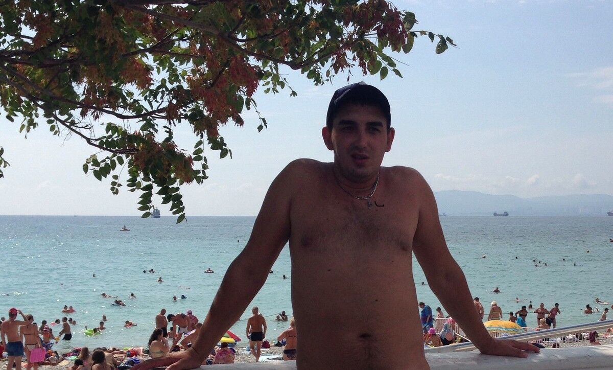  ,   Sanya, 38 ,   