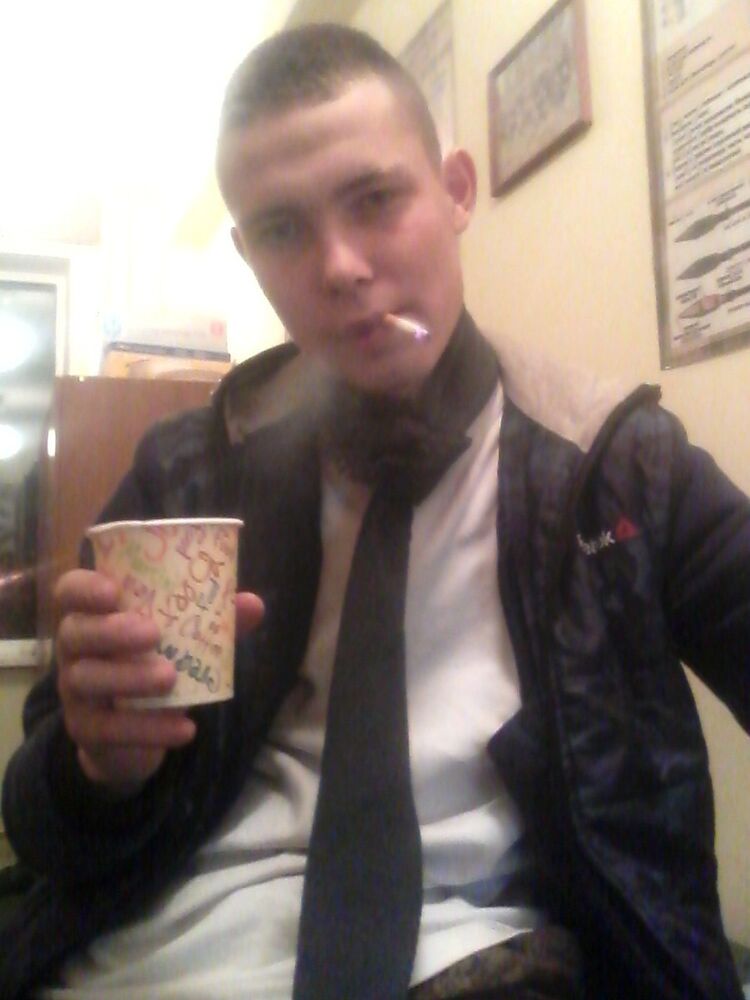  10608641  Aleksandr, 27 ,    