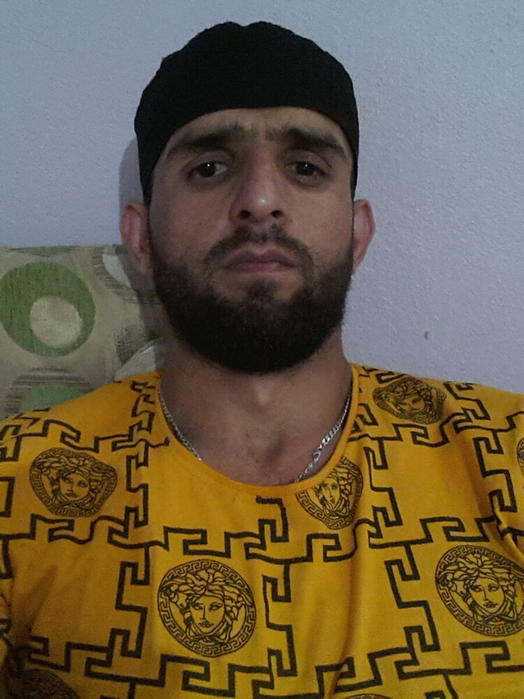  ,   Azam, 37 ,   ,   , c 