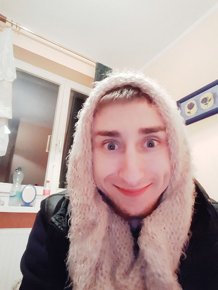  Przezmierowo,   Ruslan, 31 ,   ,   , c 