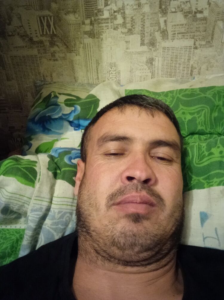 ���������� ������������, ���� ������� Robert, 40 ���, ������������ ��� ������, ����� � ���������, c�������� ���������