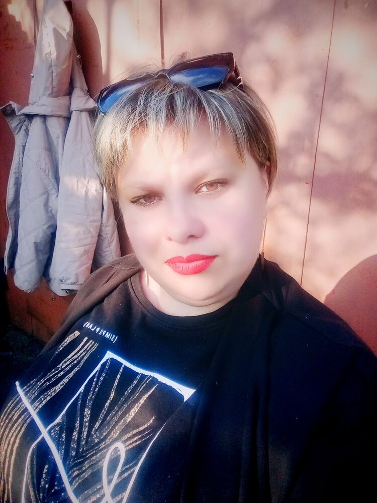  51376311  Elena, 37 ,    