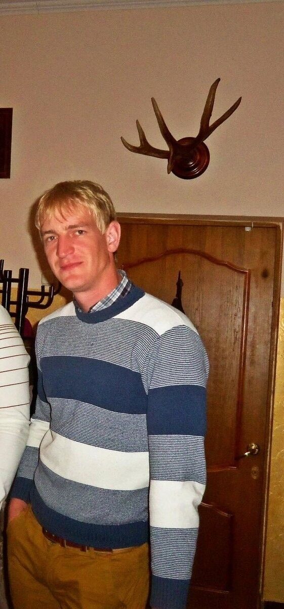  7788871  Alecsandr, 35 ,    