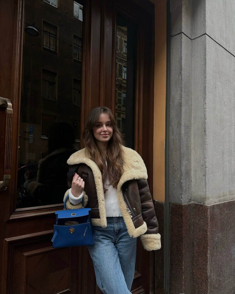  52639341  Marie, 30 ,    -