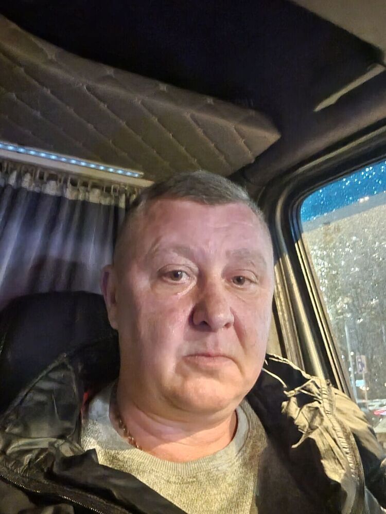  44758221  , 49 ,    