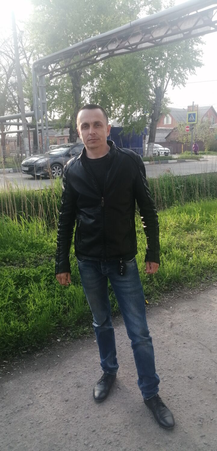  --,   Grigorii, 37 ,     , c 