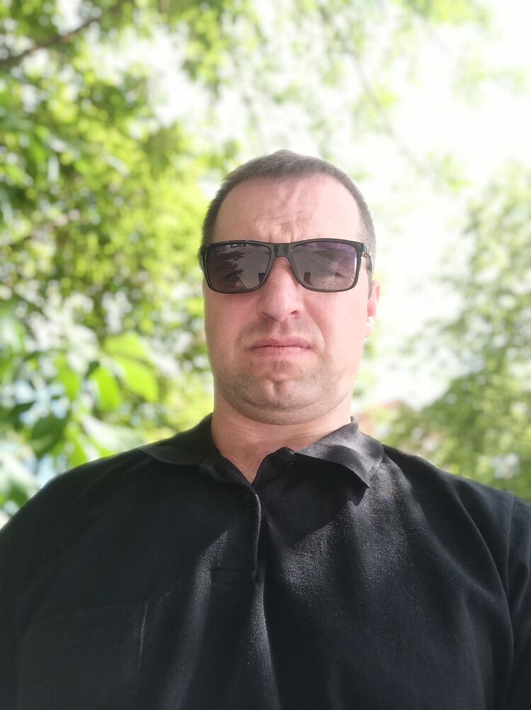  ,   Dima, 44 ,   ,   , c , 