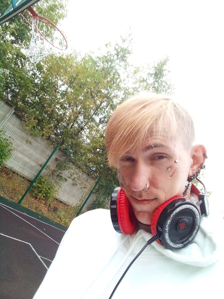  ,   ˸, 25 ,     , c 