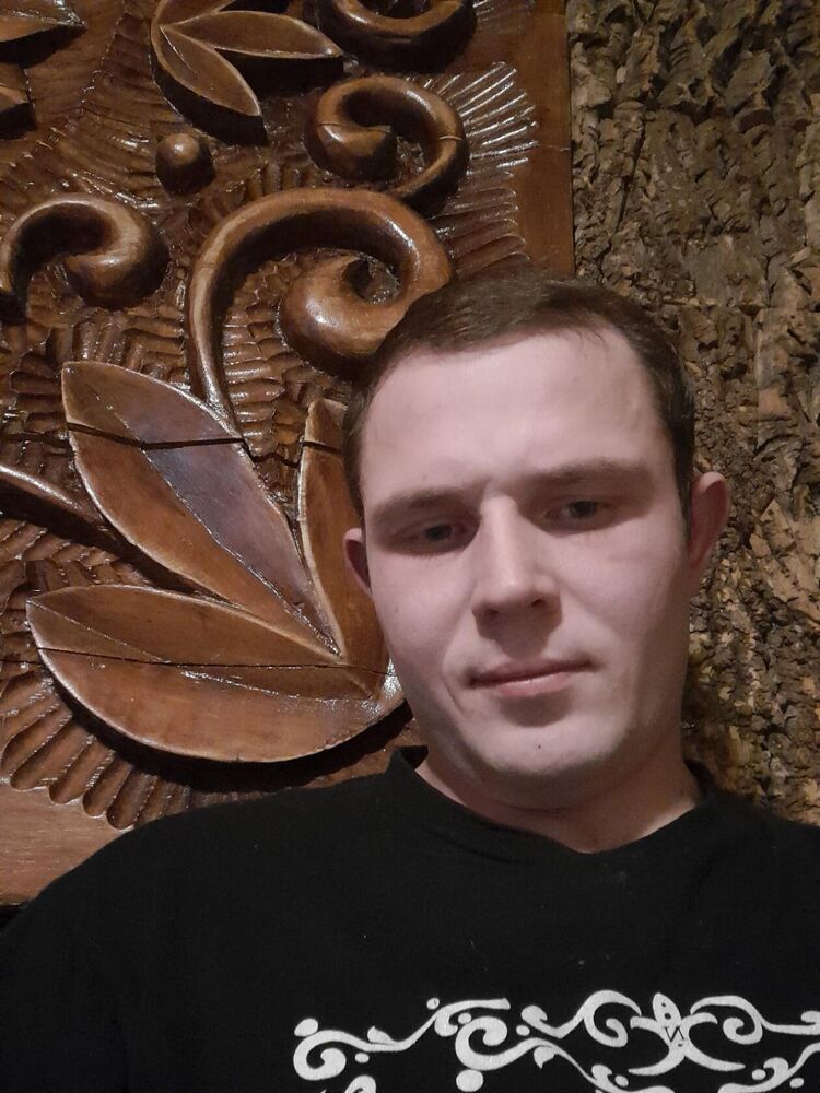  48877011  , 33 ,    --