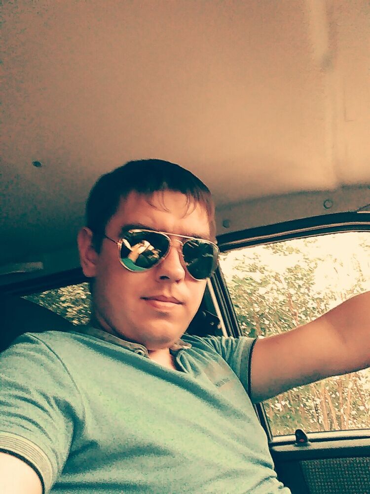  7704571  BuHullyX, 34 ,    