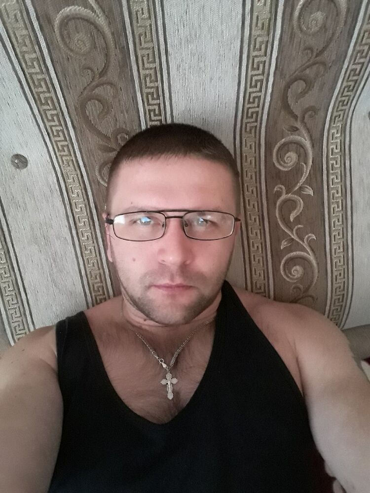  15669351  Guiufdgu, 36 ,    