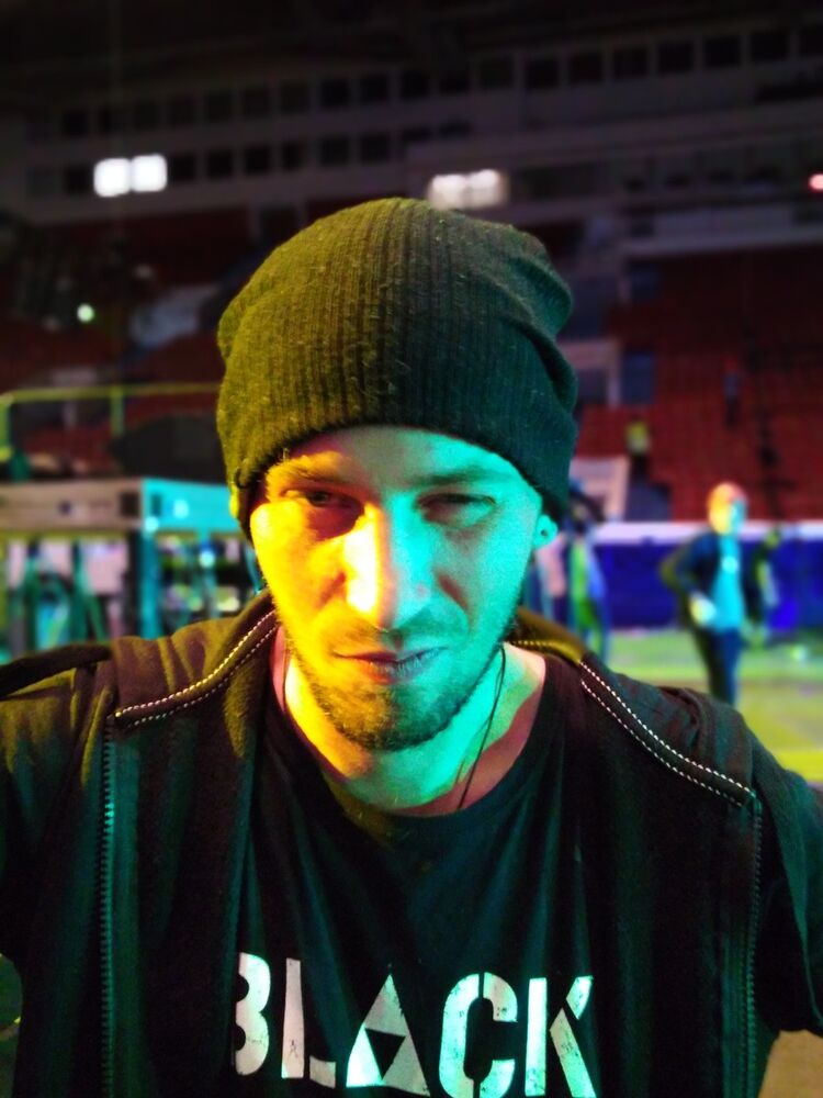  19234561  Vladimir, 38 ,    -