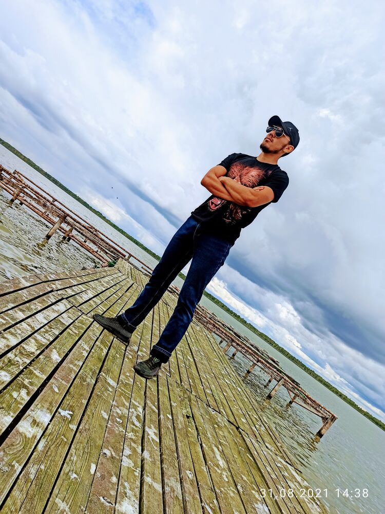  23815421  Demo, 24 ,    