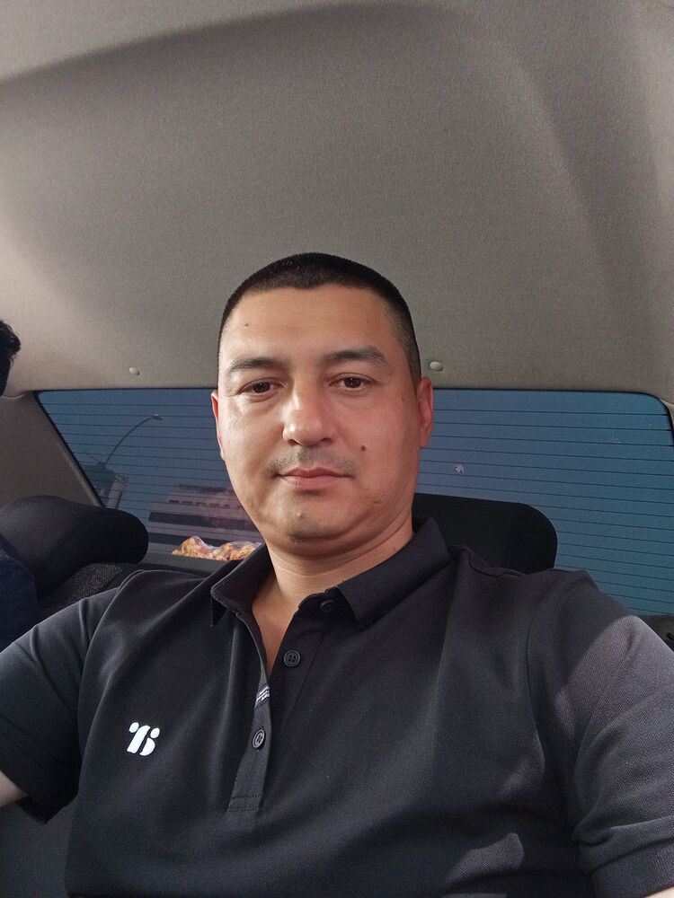  ,   Farhod, 38 ,   
