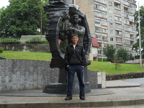  5548291  Nurbek, 35 ,    