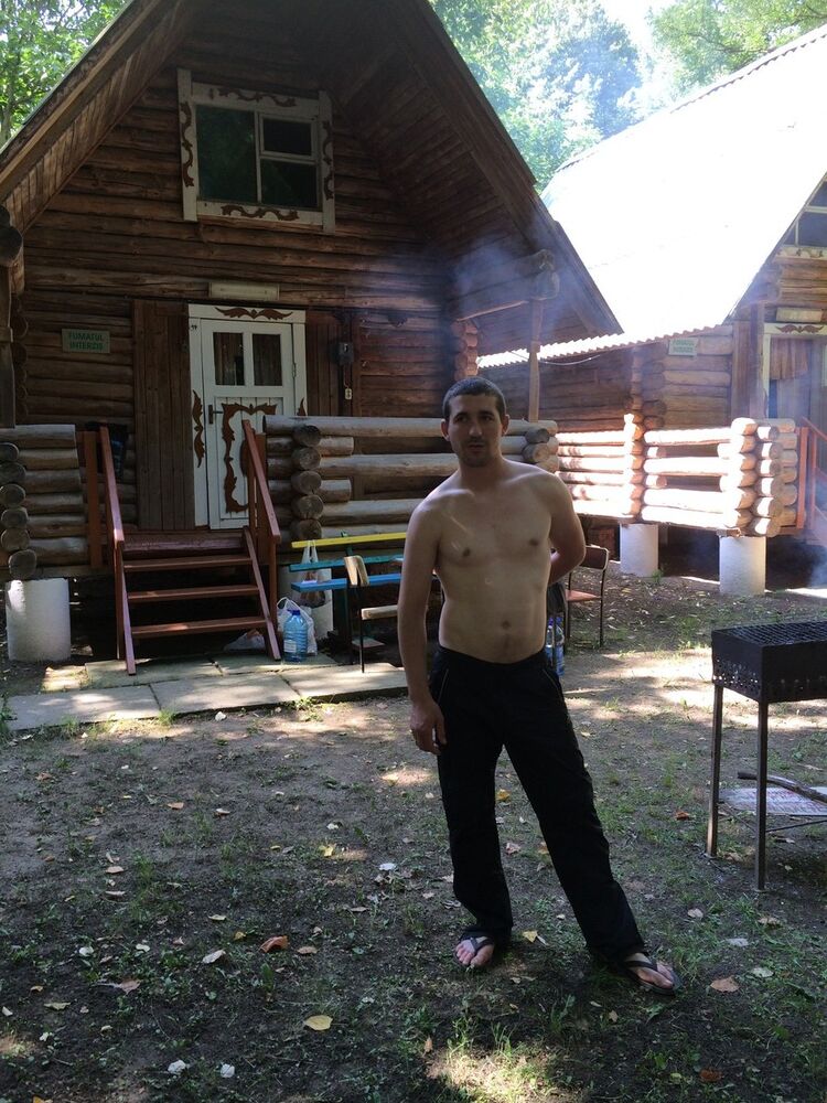  ,   Sergei, 37 ,   
