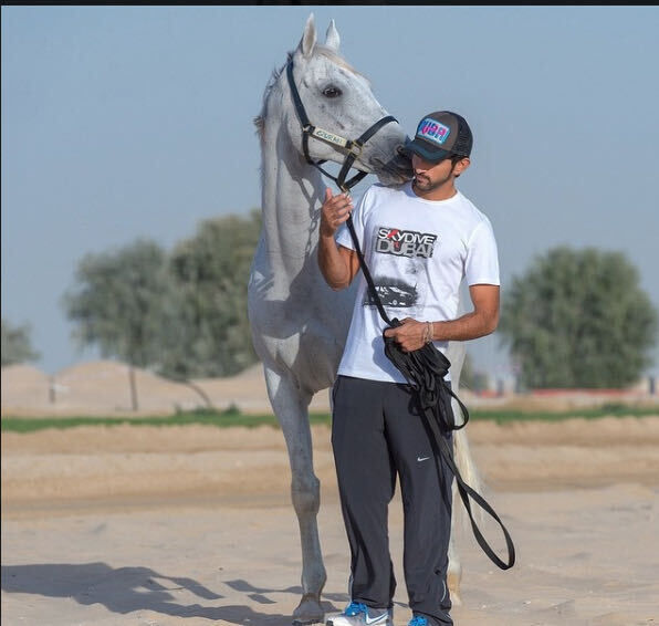  52907921  And, 32 ,    Soho