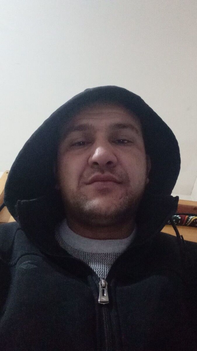  18390351  Yegor, 41 ,    