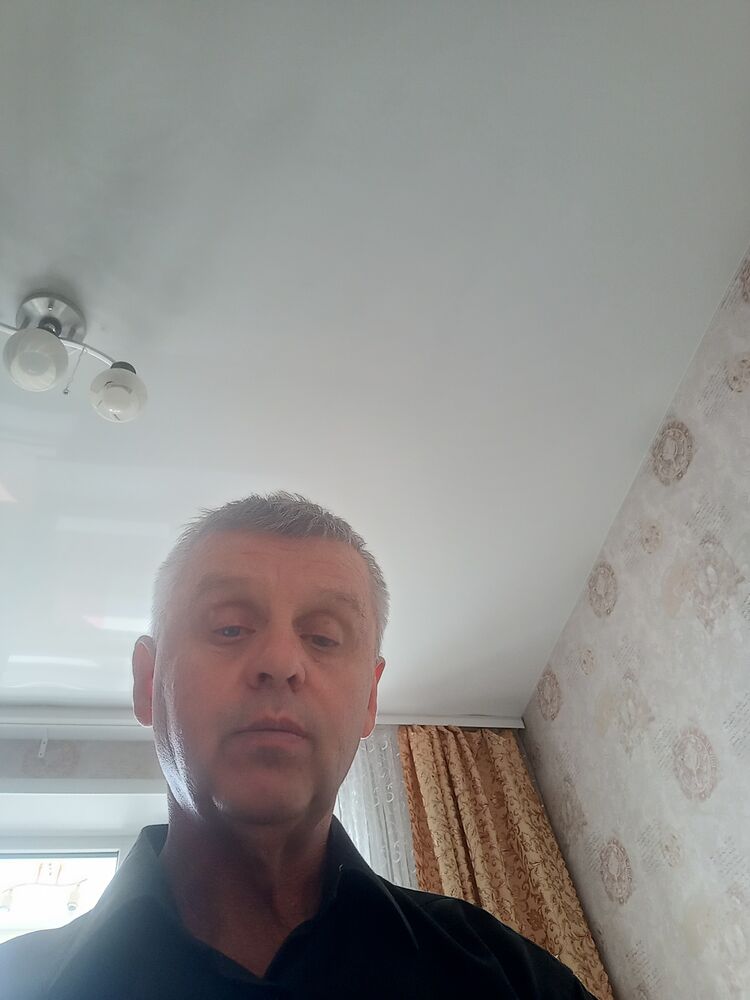  27158131  , 66 ,    
