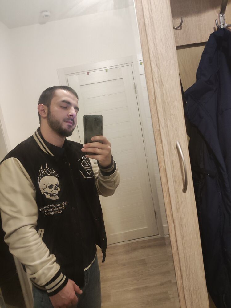  40824351  , 27 ,    -