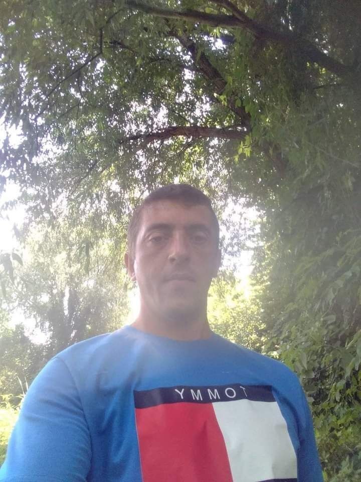  33227031  Vladimer, 36 ,    