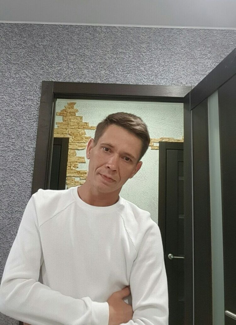  21403151  , 45 ,    