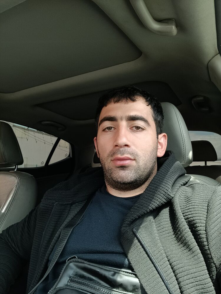  34440111  Tigran, 31 ,    