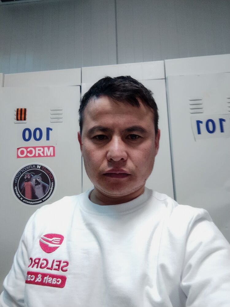  ,   Husanboy, 42 ,  