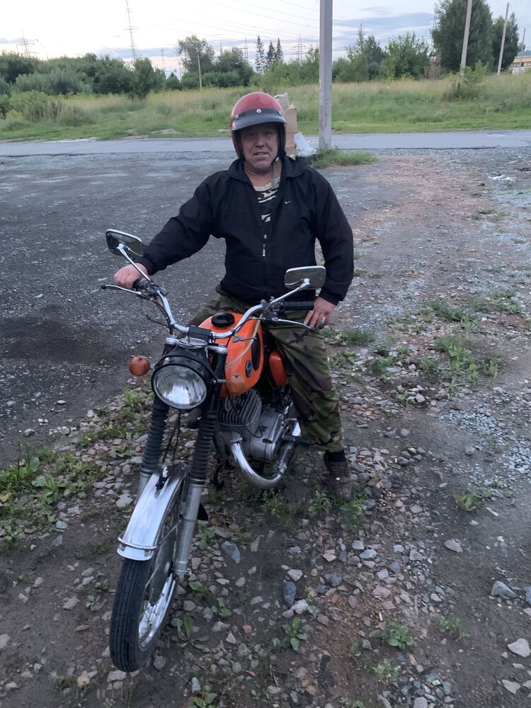  52895441  , 49 ,    