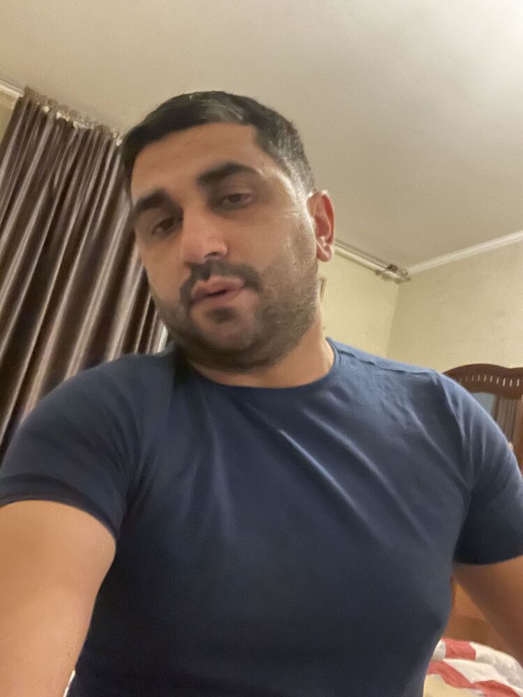  31790071  , 44 ,    