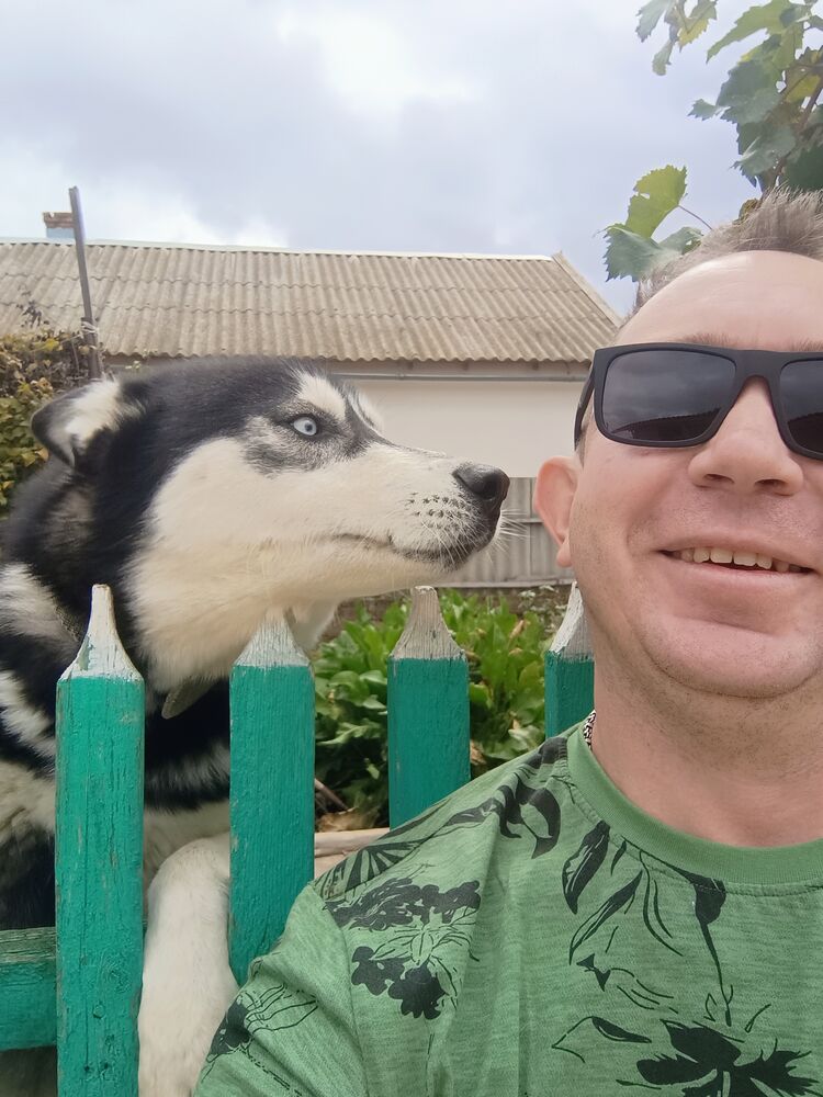  54122831  VikTor, 33 ,    