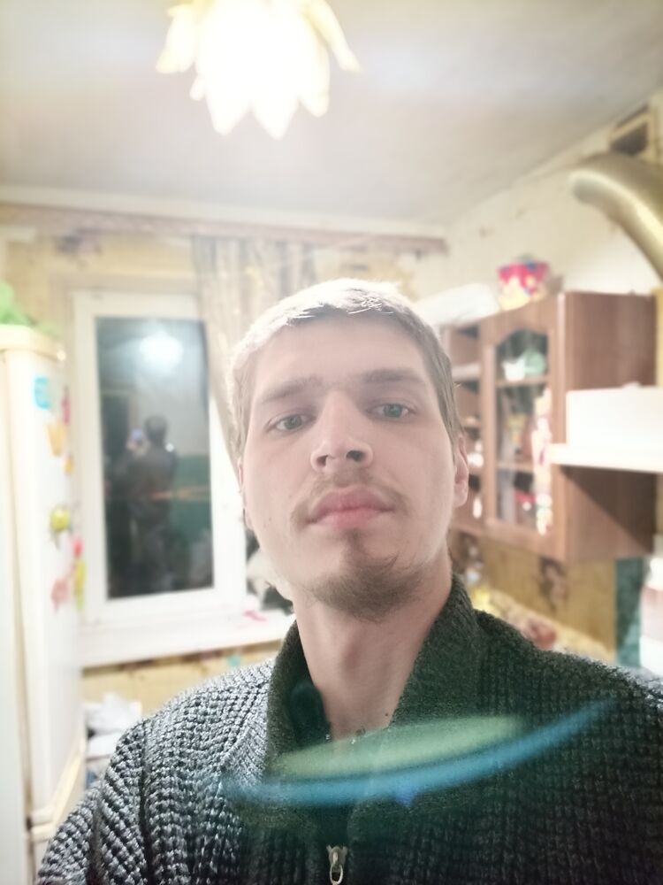  43550391  Bogdan, 27 ,    