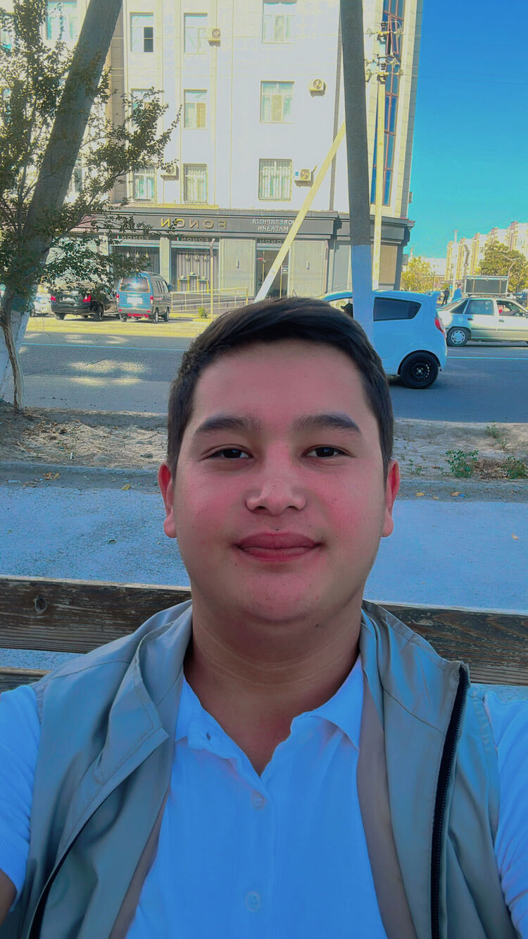  38644611  Asadbek, 24 ,    
