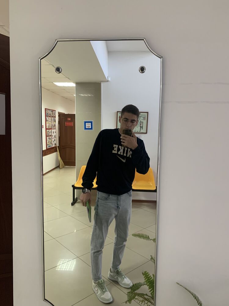  41525051  , 21 ,    