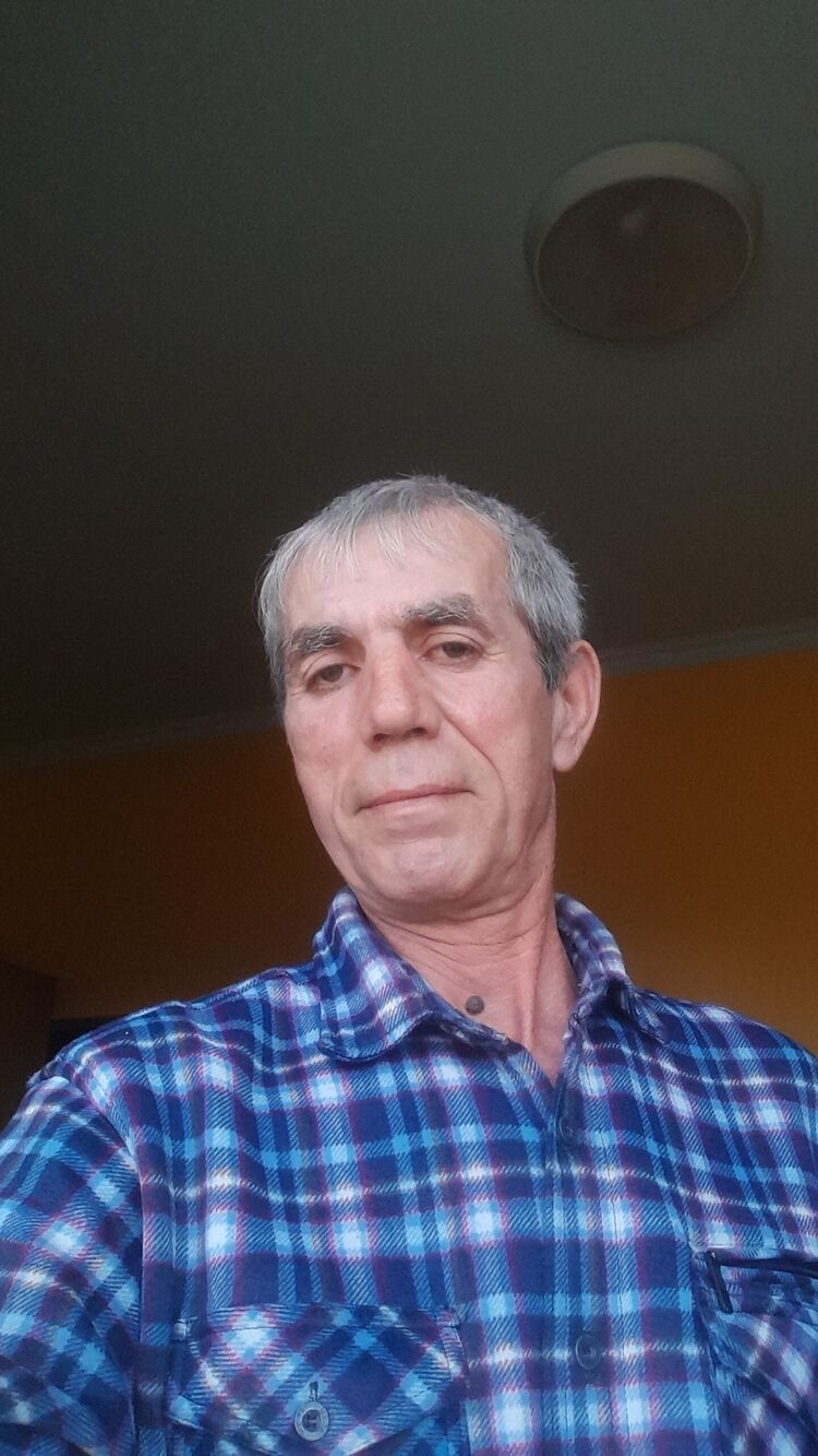  42086791  , 57 ,    