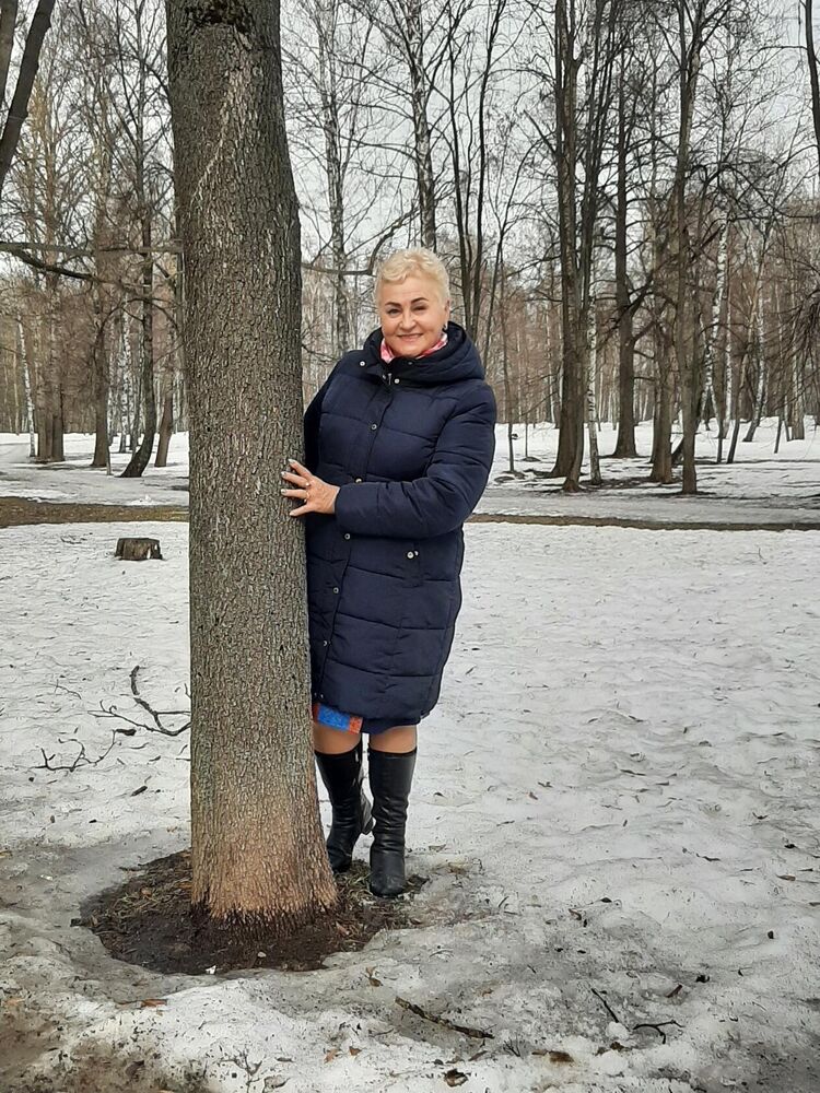  ,   Irina, 60 ,     , c 