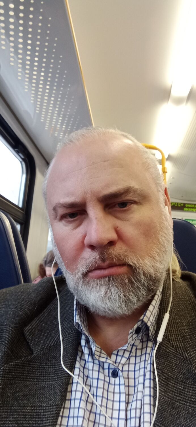  52624471  Alexander, 47 ,    