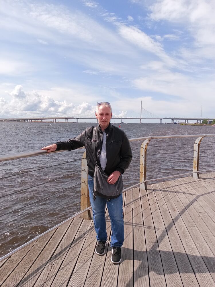  36261801  Sergey, 65 ,    -