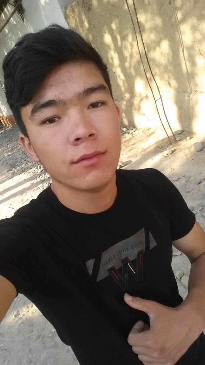  ,   Avazbek, 24 ,   ,   , c , 