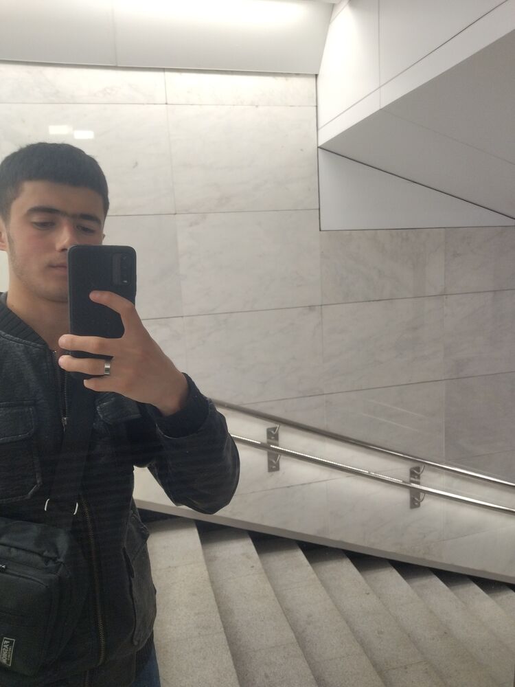  53271101  Muhammad, 18 ,    