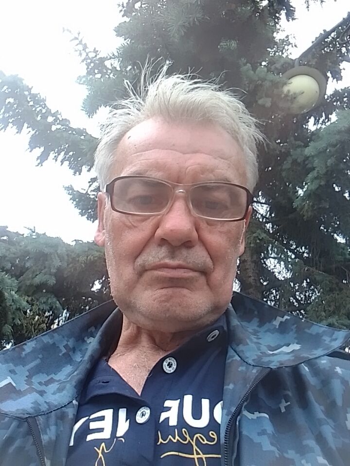  40947031  , 67 ,    