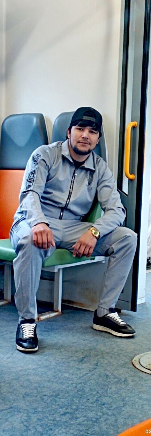  31674161  Imranjik, 29 ,    