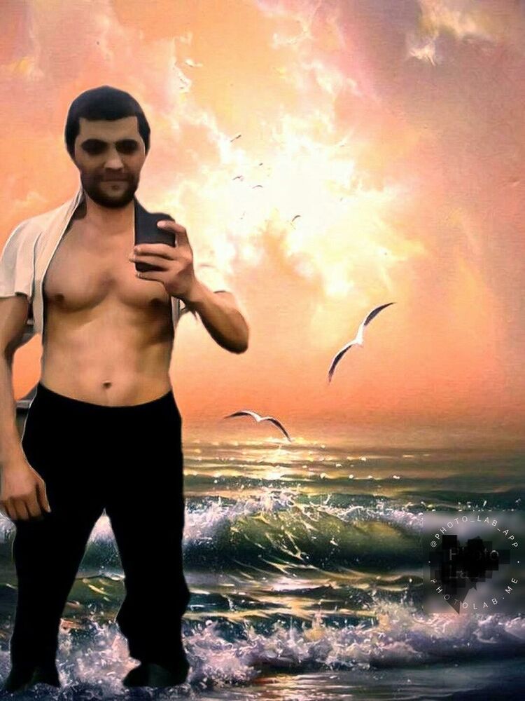  18759481  Gladiator, 31 ,    