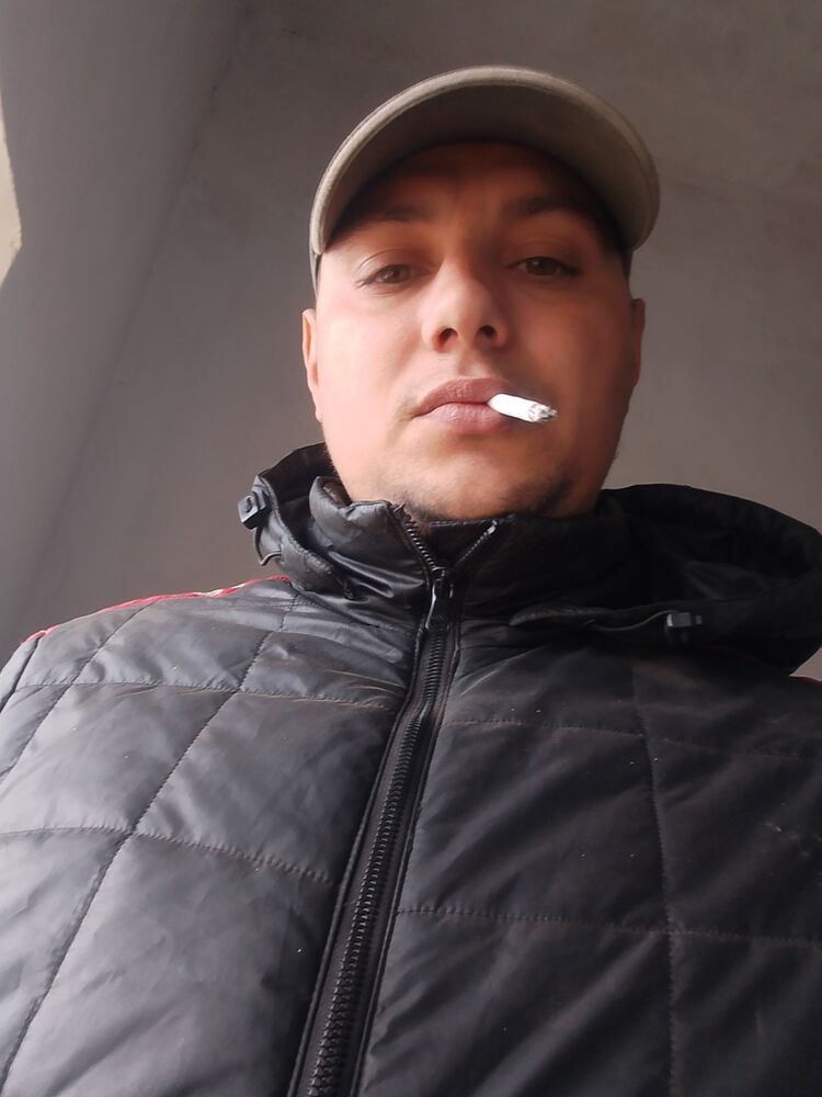  47415171  Artem, 30 ,    