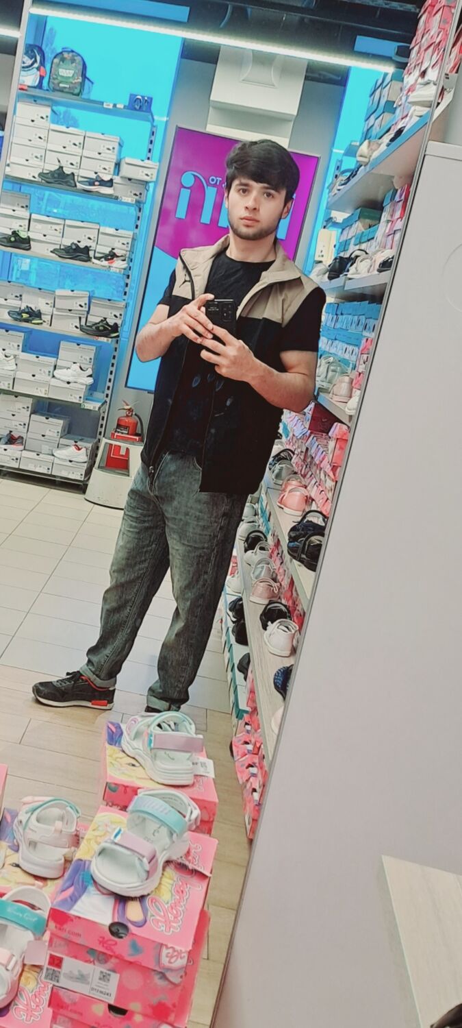  43529371  Subhon, 21 ,    