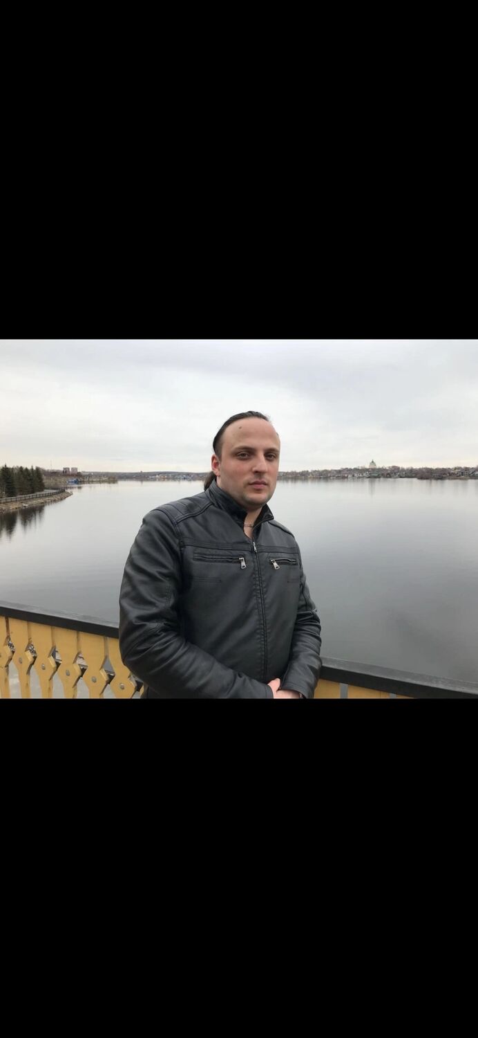 ,   Anton, 40 ,   ,   , c 