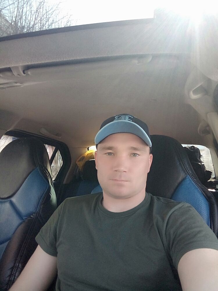  ,   Alexs, 37 ,   ,   , c , 