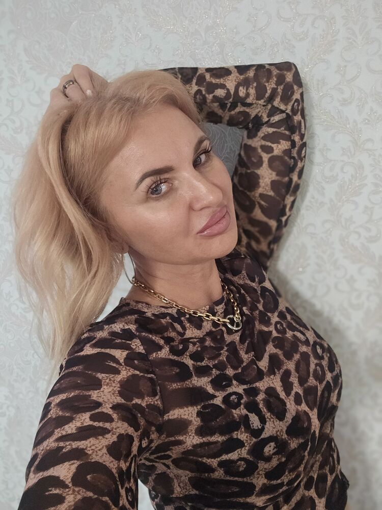  -,   Natalya, 45 ,   ,   